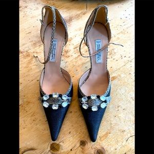 Stunning vintage jeweled heels